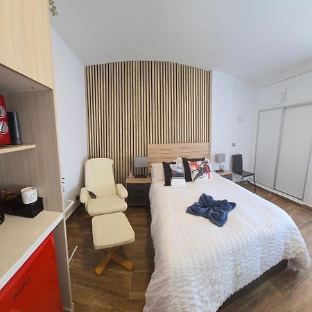Namaste Modern Elegance City Center Apartment By Namaste Elite 托雷莫利诺斯 外观 照片