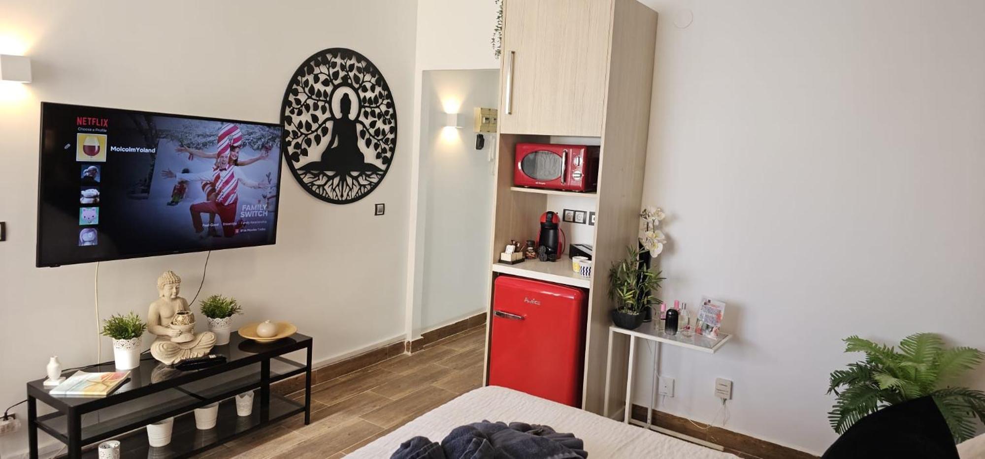 Namaste Modern Elegance City Center Apartment By Namaste Elite 托雷莫利诺斯 外观 照片